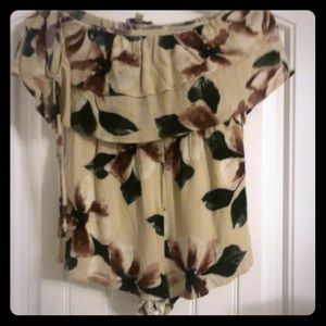 American Eagle One piece over the shoulder shirt